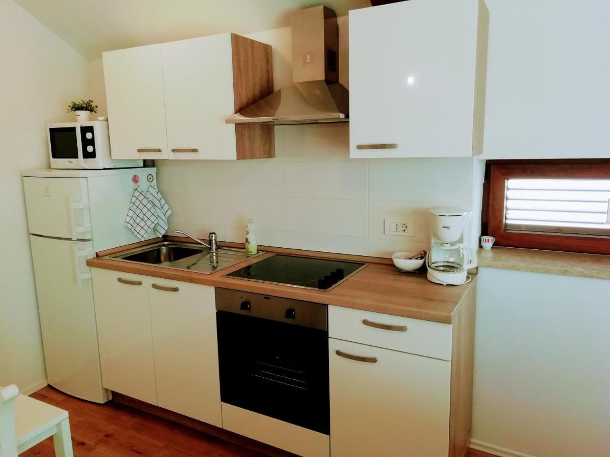 App E.N.A. Apartment Umag Exterior foto